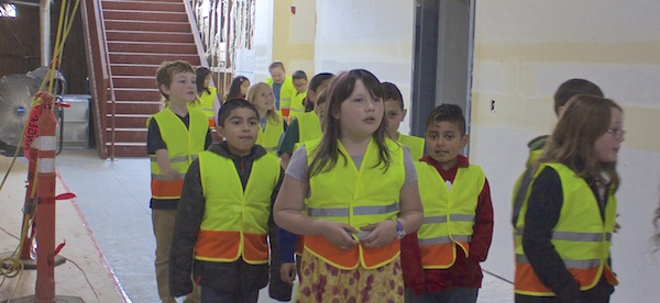 Troutdale Students touring new school
